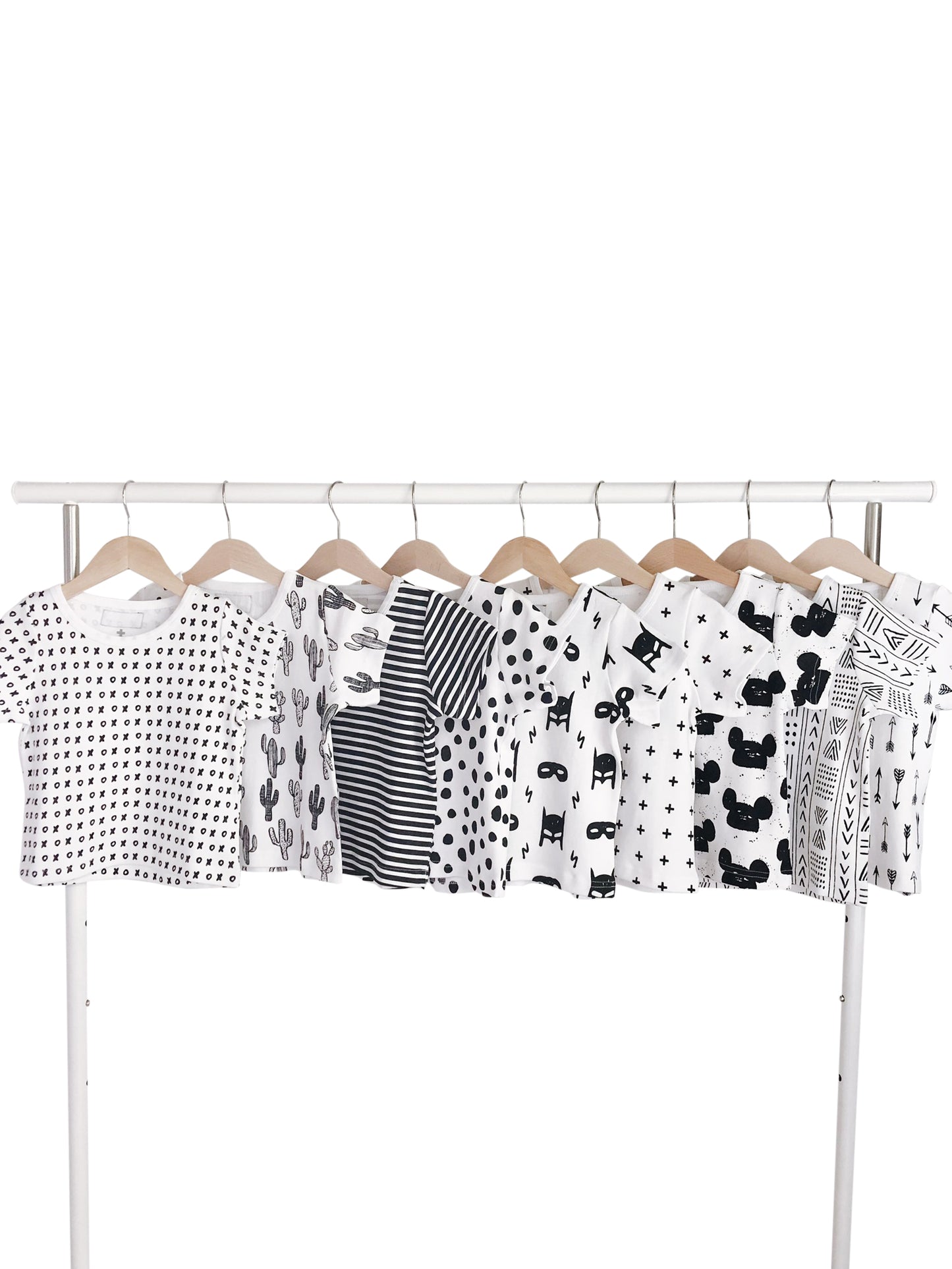Organic kids tee in signature prints – alternate view 2