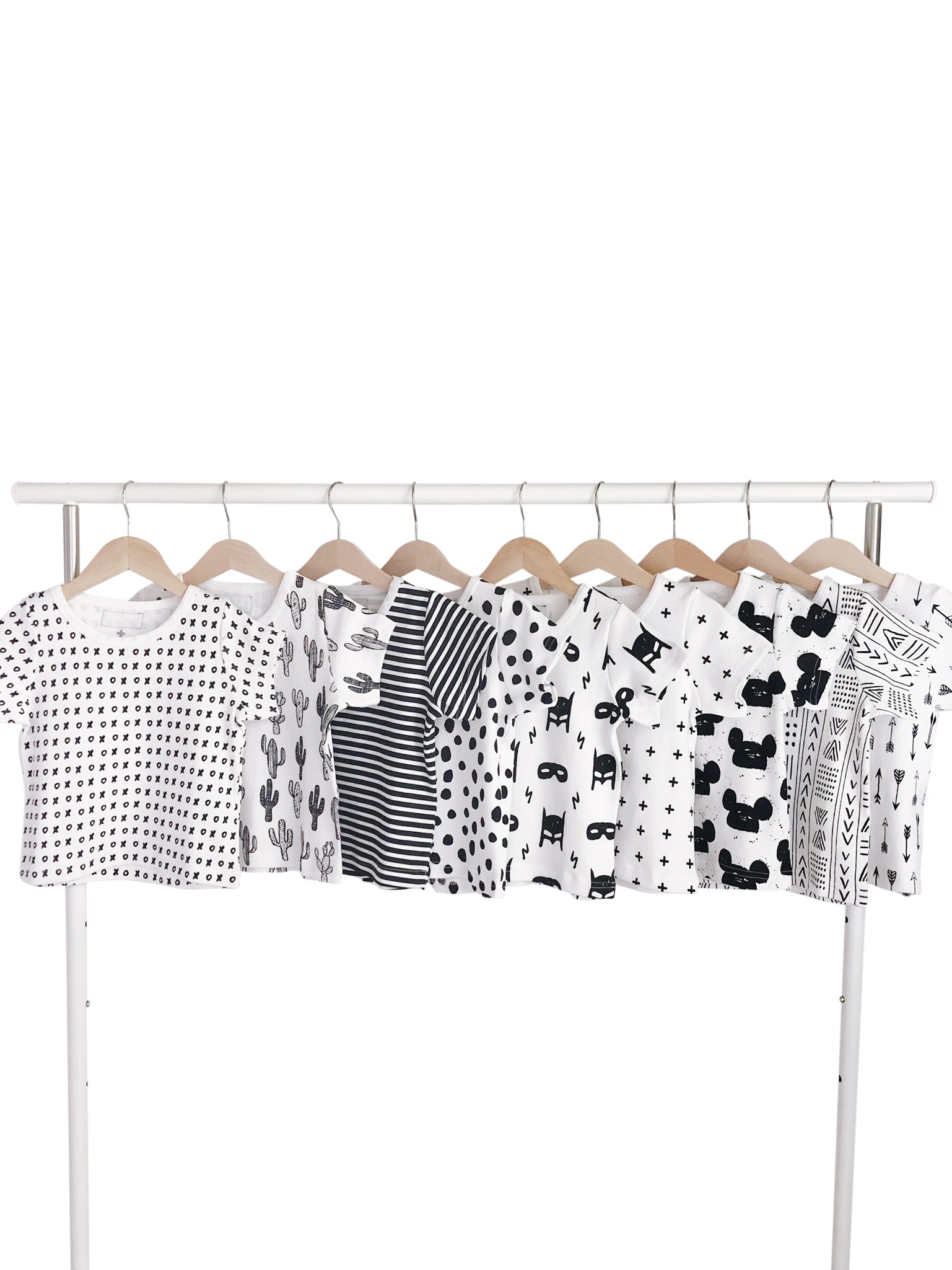 Organic kids tee in signature prints – alternate view 2