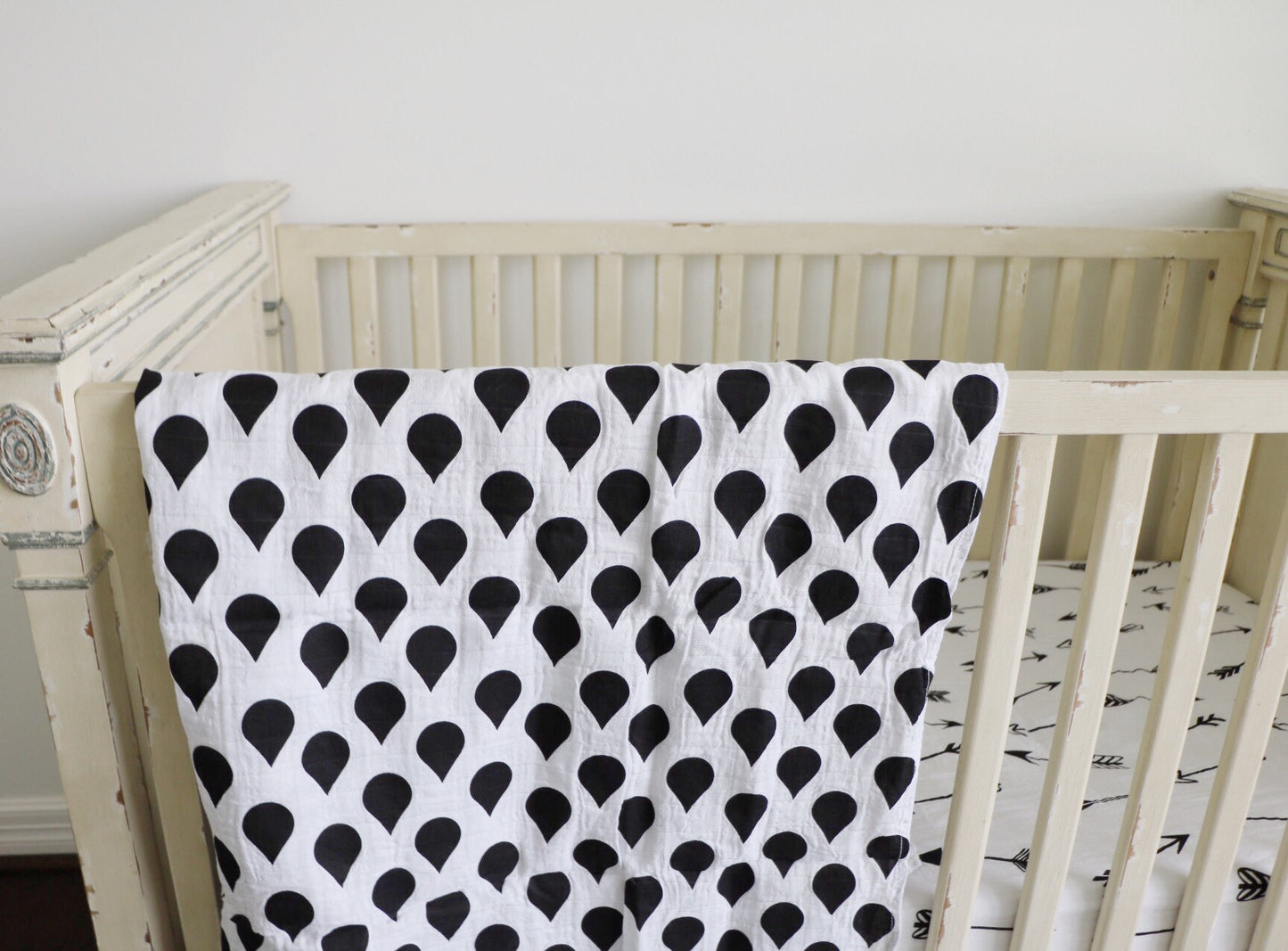 Raindrops Organic Swaddle | GOTS Certified Organic Cotton Muslin