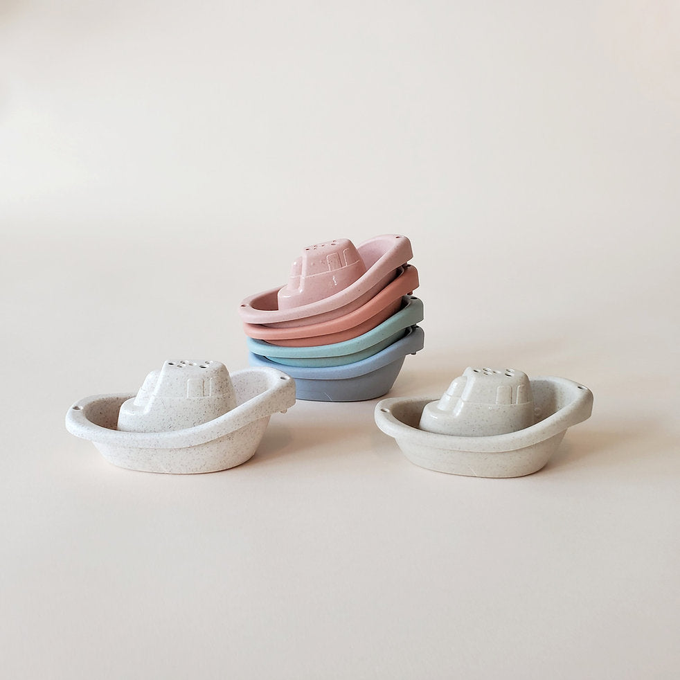 Minito & Co. - Wheat Straw Boat Bath Toy Set