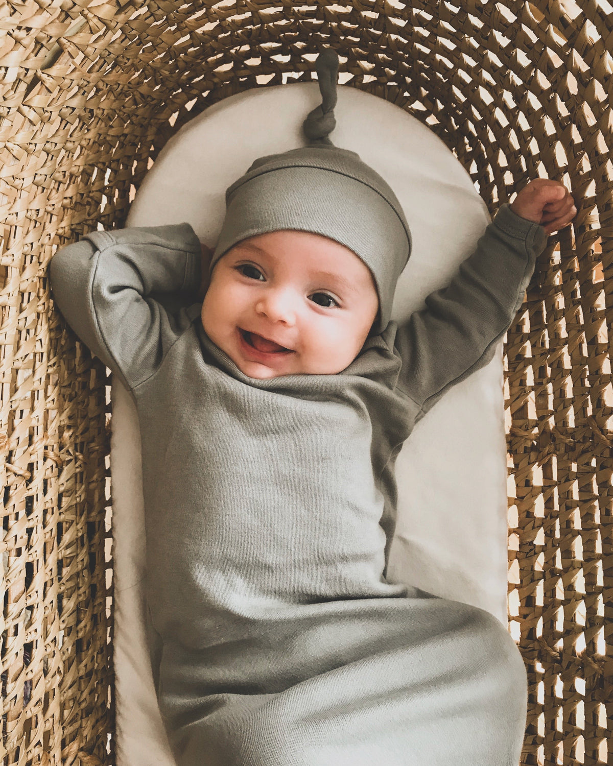 Organic knot hat and gown set – alternate view 4