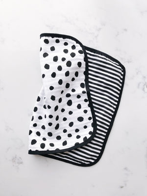 
                  
                    Load image into Gallery viewer, Organic Burp Cloth -  REVERSIBLE Spots + Stripes
                  
                