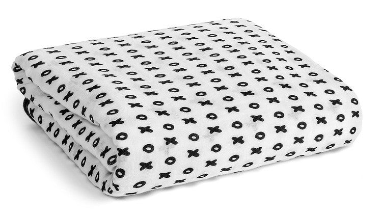 Swiss Cross + XO Reversible Muslin Quilt | GOTS Certified Organic Cotton Muslin