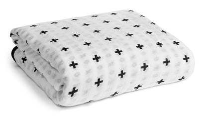 Swiss Cross + XO Reversible Muslin Quilt | GOTS Certified Organic Cotton Muslin