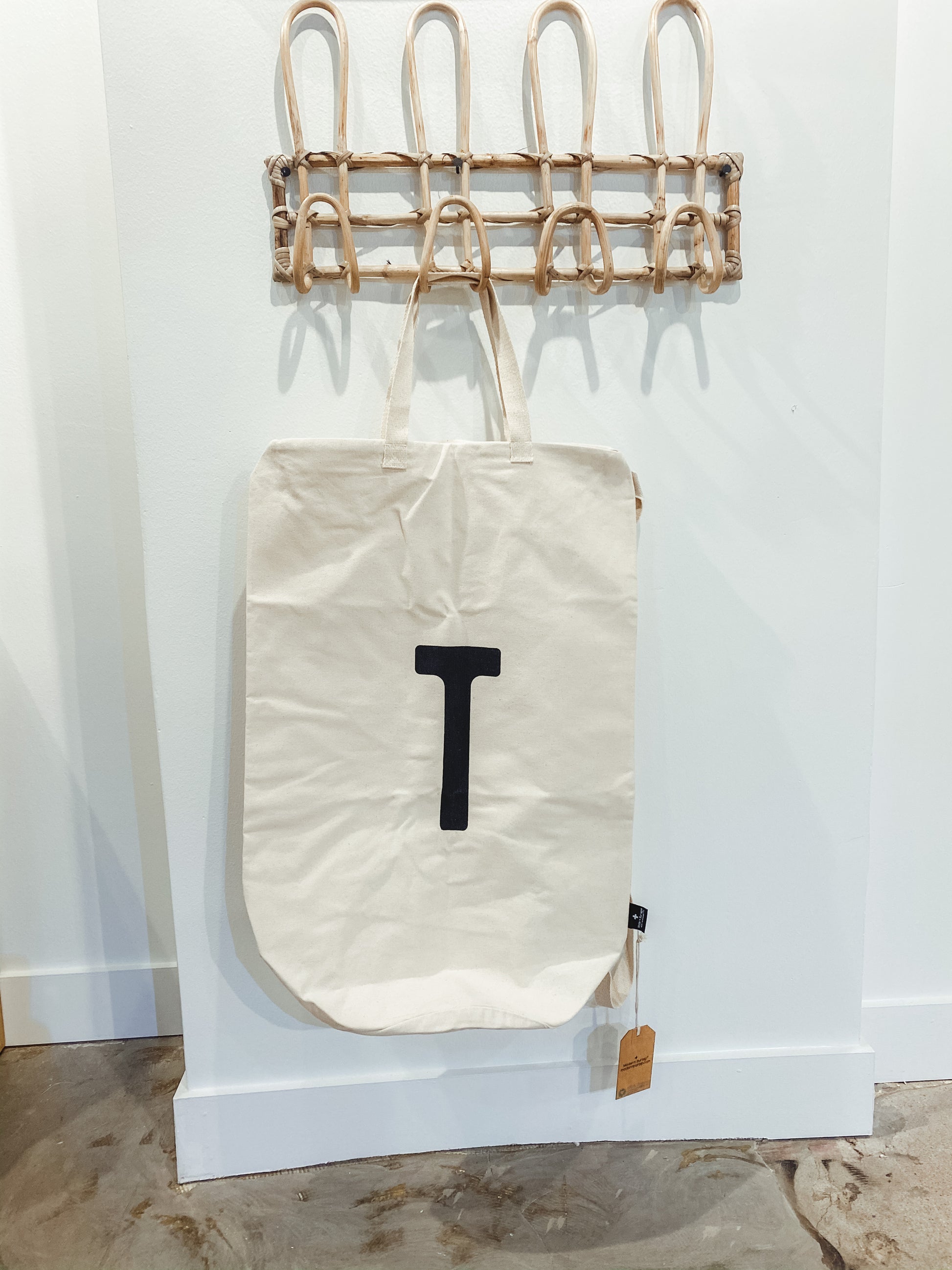 Personalized Initial Canvas Bag | A to Z | Laundry, Travel and Gifting