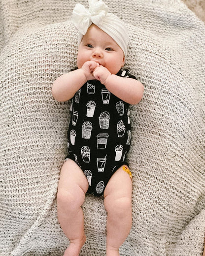 Organic Short Sleeve Baby Bodysuit | GOTS Certified Organic Cotton | Signature Prints