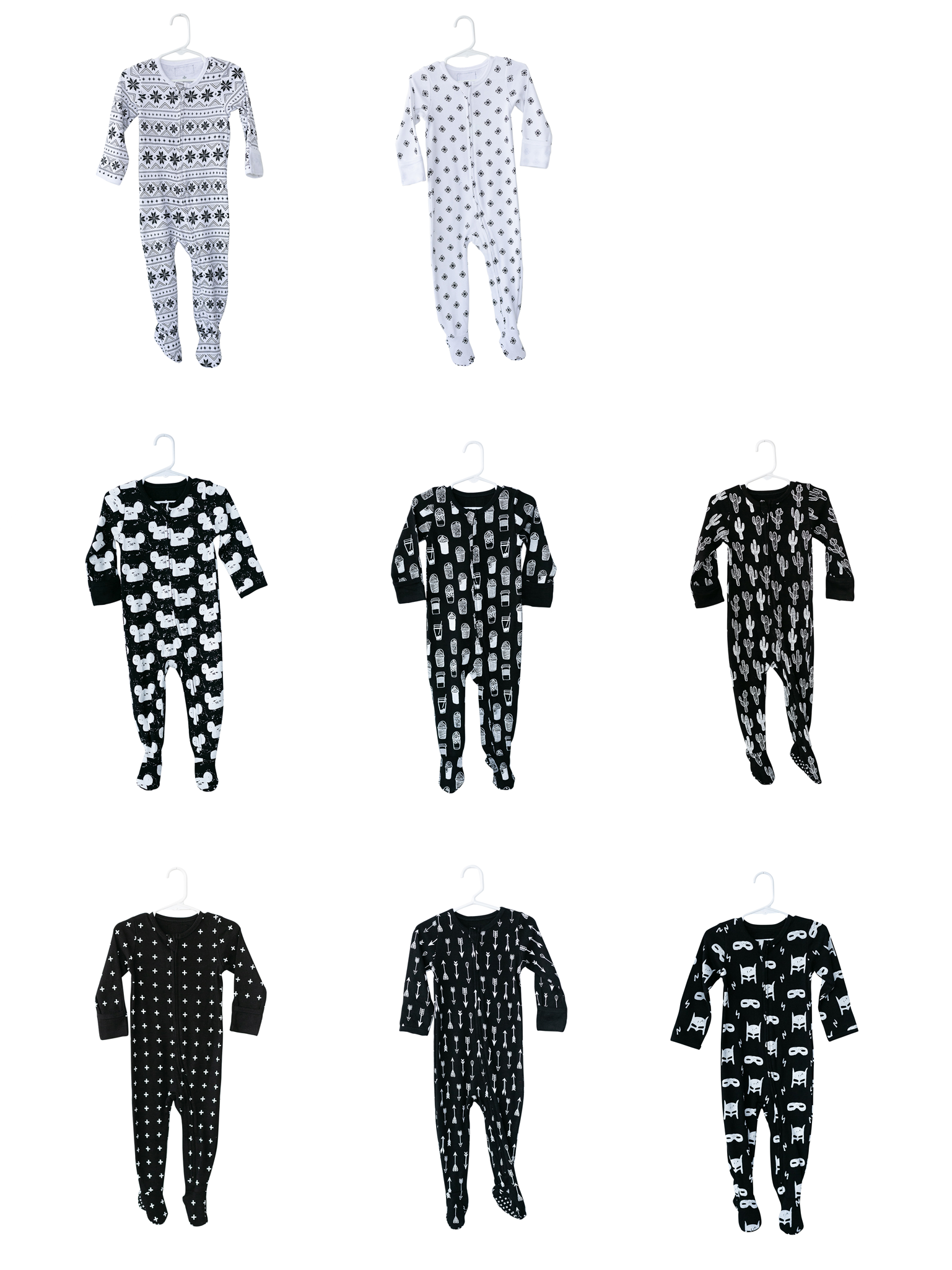 Signature print organic Zip Footie by Modern Burlap