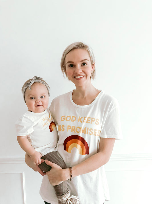 Women's God keeps His Promises Crewneck Tee
