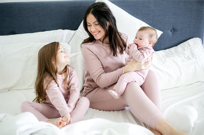 Women's organic cotton thermal pajama set
